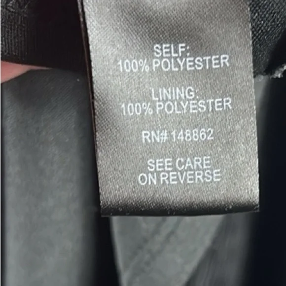 Torrid Black Crinkle Knit Surplice Skater Dress Size 1X - Picture 11 of 12